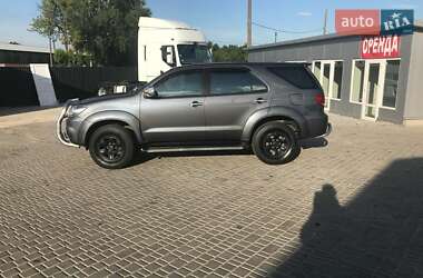 Позашляховик / Кросовер Toyota Fortuner 2007 в Мукачевому