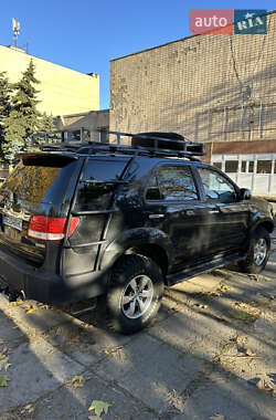 Внедорожник / Кроссовер Toyota Fortuner 2007 в 
