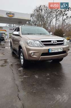 Позашляховик / Кросовер Toyota Fortuner 2007 в Охтирці