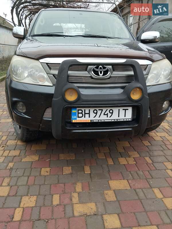 Внедорожник / Кроссовер Toyota Fortuner 2007 в Березовке