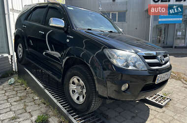 Позашляховик / Кросовер Toyota Fortuner 2007 в Миколаєві