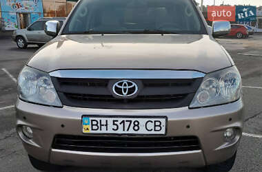 Позашляховик / Кросовер Toyota Fortuner 2007 в Одесі