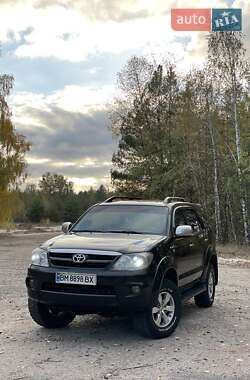Внедорожник / Кроссовер Toyota Fortuner 2005 в Лебедине