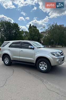 Внедорожник / Кроссовер Toyota Fortuner 2008 в 