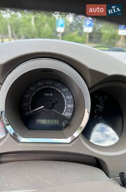 Внедорожник / Кроссовер Toyota Fortuner 2008 в 