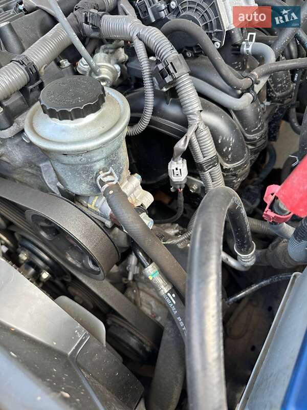 Позашляховик / Кросовер Toyota Fortuner 2008 в Кривому Розі