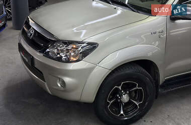 Внедорожник / Кроссовер Toyota Fortuner 2007 в 