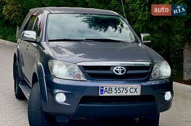 Позашляховик / Кросовер Toyota Fortuner 2008 в 