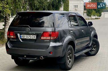 Позашляховик / Кросовер Toyota Fortuner 2008 в 