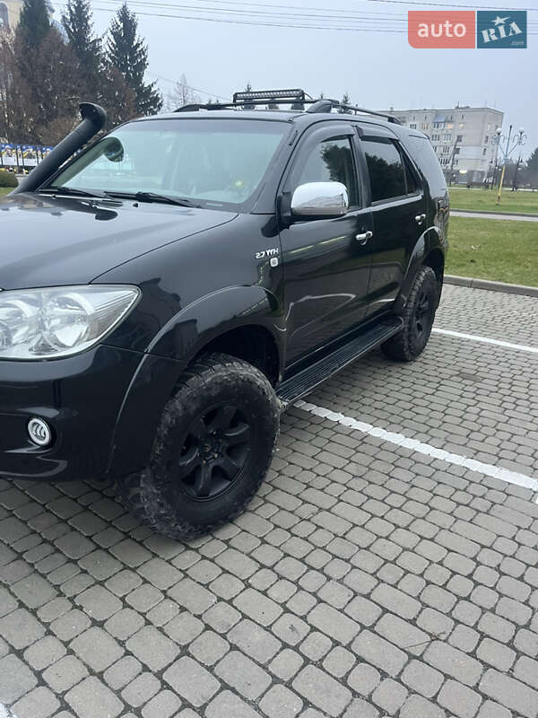 Внедорожник / Кроссовер Toyota Fortuner 2006 в Львове фото 2 Внедорожник / Кроссовер Toyota Fortuner 2006 в Львове