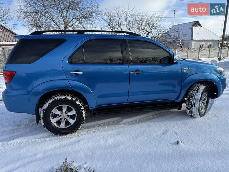 Позашляховик / Кросовер Toyota Fortuner 2007 в Кривому Розі фото 5 Позашляховик / Кросовер Toyota Fortuner 2007 в Кривому Розі