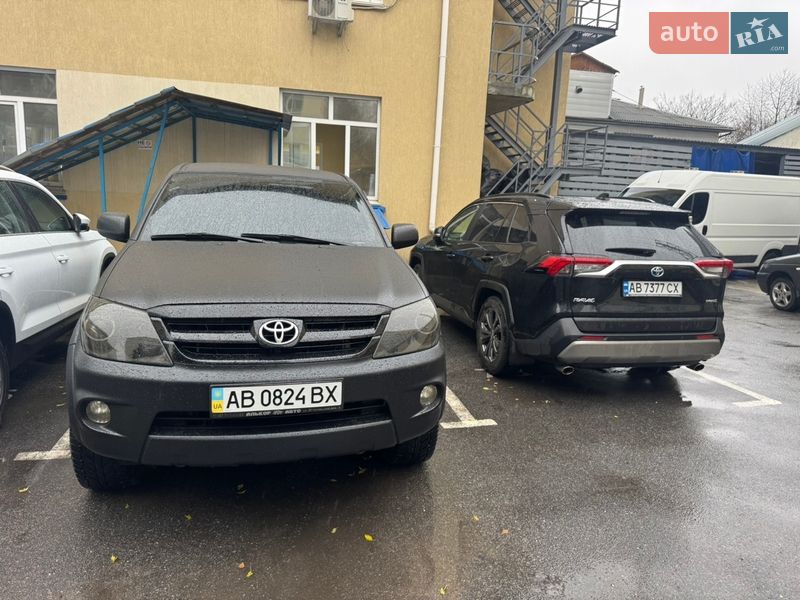 Внедорожник / Кроссовер Toyota Fortuner 2007 в Виннице фото 6 Внедорожник / Кроссовер Toyota Fortuner 2007 в Виннице
