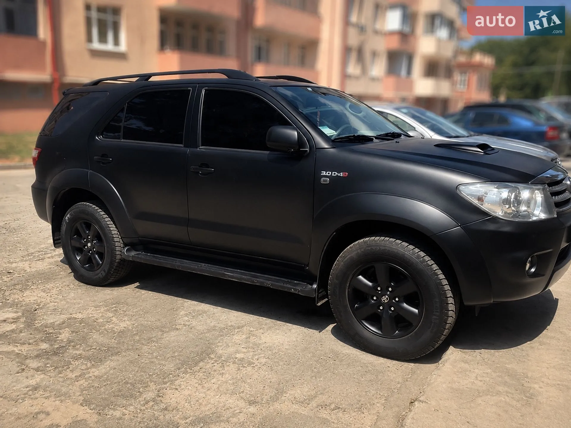 2011 Toyota Fortuner - мініатюра 4