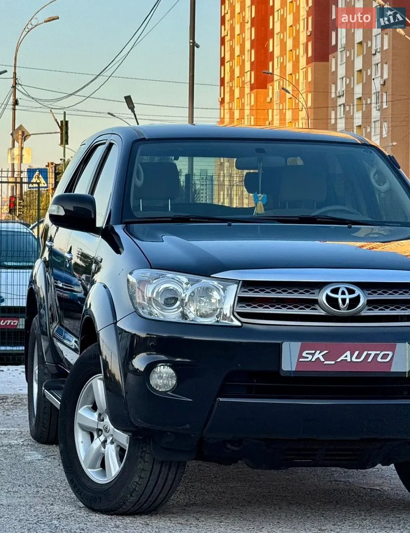 2010 Toyota Fortuner - мініатюра 66