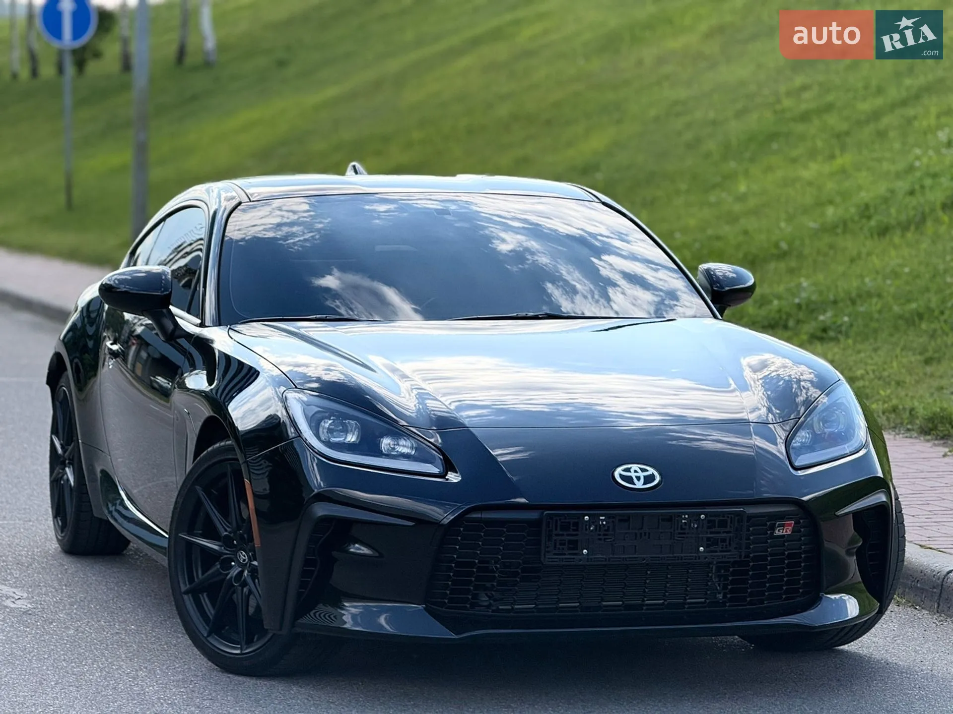 2024 Toyota GR86 - мініатюра 24