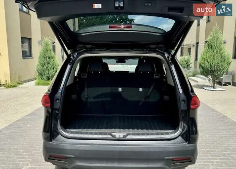 Внедорожник / Кроссовер Toyota Grand Highlander 2023 в Киеве