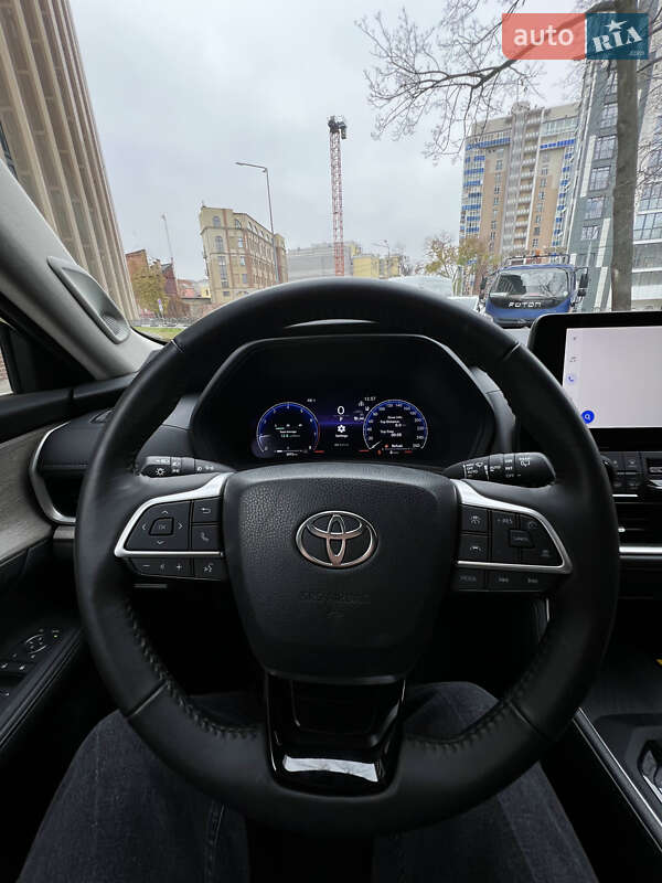 Внедорожник / Кроссовер Toyota Grand Highlander 2023 в Киеве