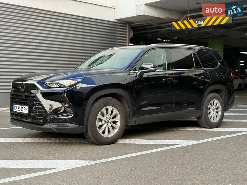 Toyota Grand Highlander 2023