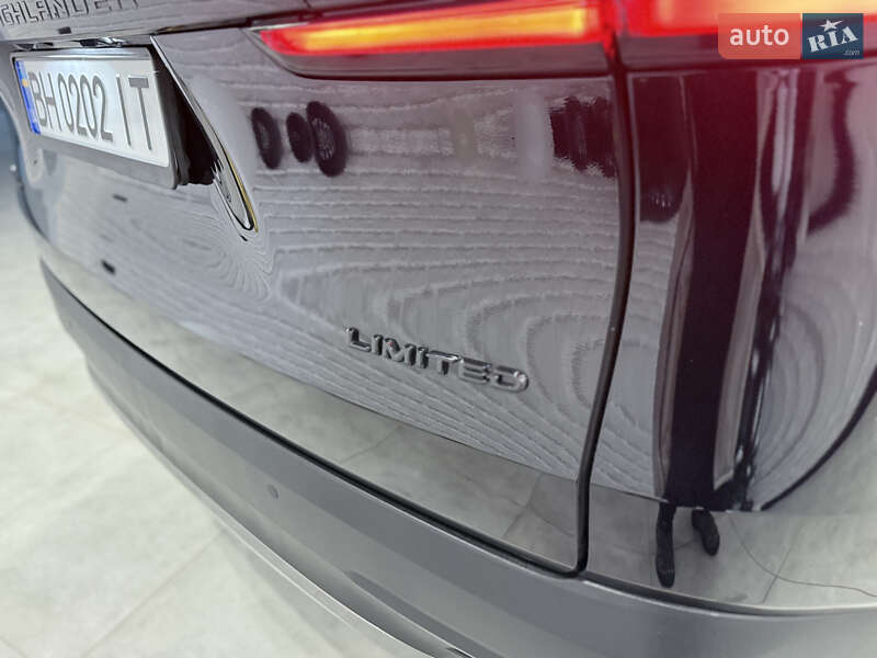 Внедорожник / Кроссовер Toyota Grand Highlander 2024 в Одессе