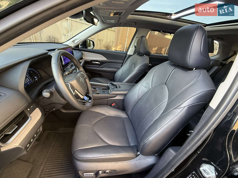 Внедорожник / Кроссовер Toyota Grand Highlander 2024 в Одессе