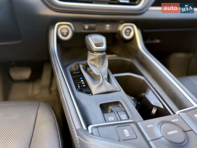 Внедорожник / Кроссовер Toyota Grand Highlander 2024 в Одессе