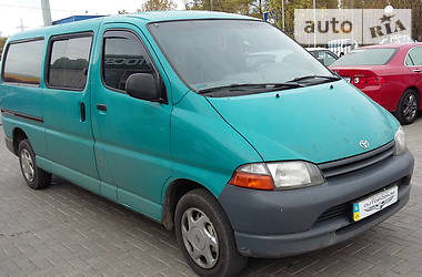 Минивэн Toyota Hiace 1998 в Николаеве