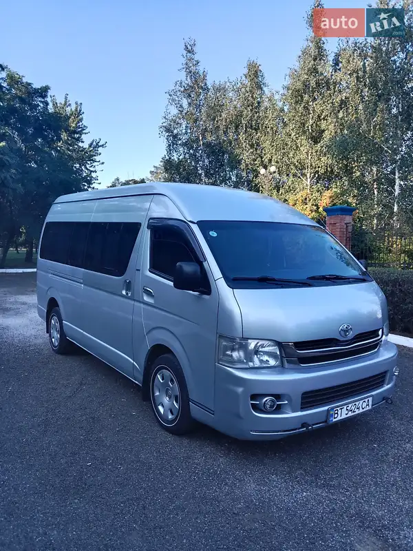 Toyota Hiace 2008