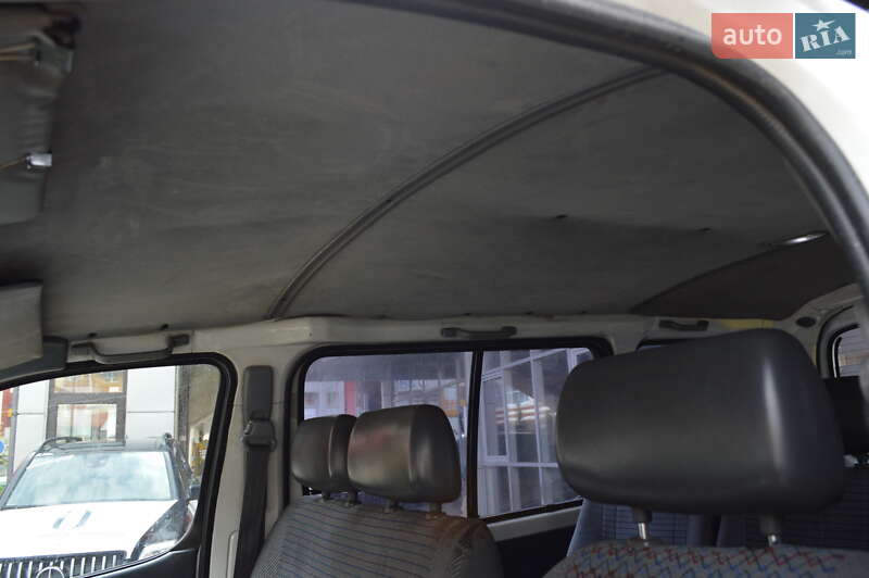 Мінівен Toyota Hiace 1998 в Львові
