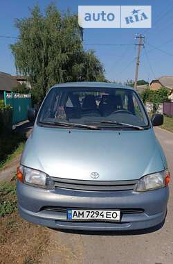 Минивэн Toyota Hiace 1996 в Бердичеве