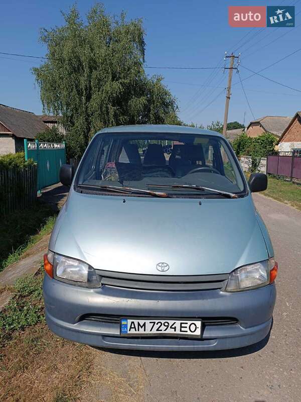 Мінівен Toyota Hiace 1996 в Бердичеві