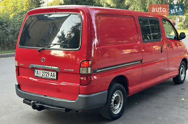 Грузовой фургон Toyota Hiace 2004 в Фастове