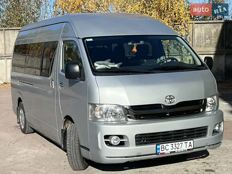 Toyota Hiace 2008