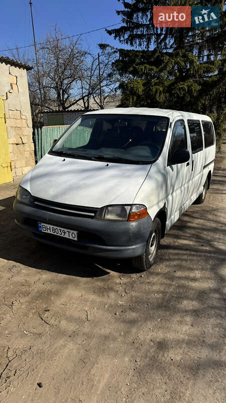Toyota Hiace 1999