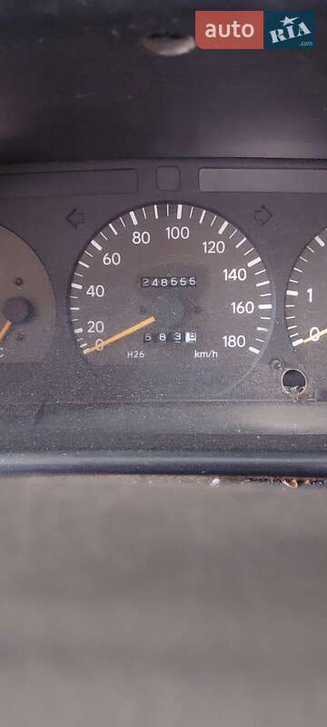 Мінівен Toyota Hiace 1999 в Миколаєві