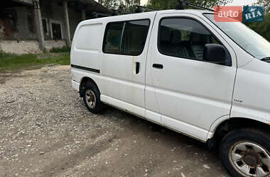 Мінівен Toyota Hiace 2006 в 