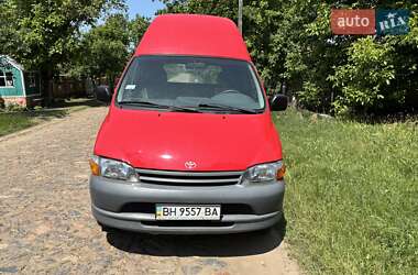 Грузовой фургон Toyota Hiace 2001 в Бершади