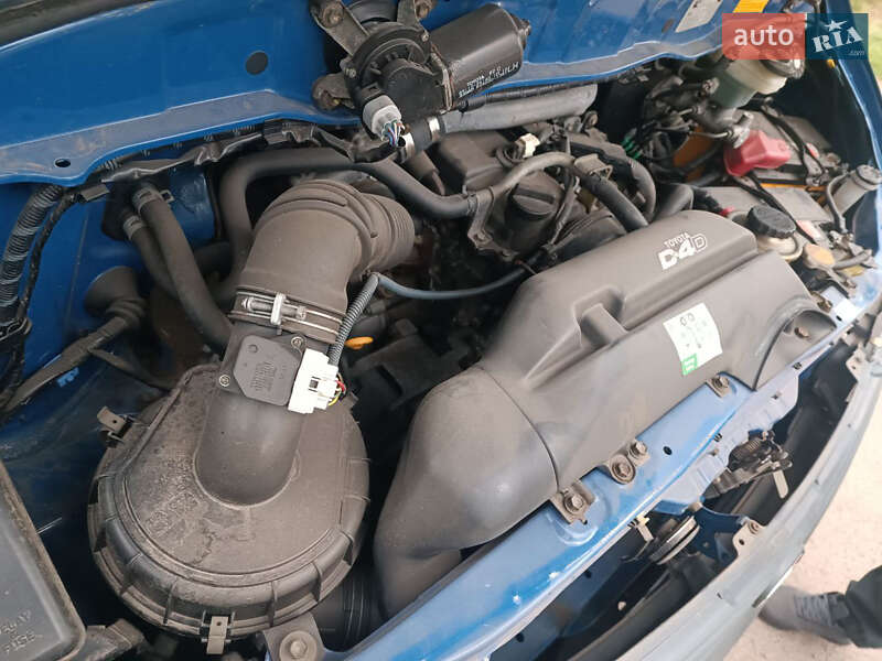 Минивэн Toyota Hiace 2005 в Киеве фото 13 Минивэн Toyota Hiace 2005 в Киеве