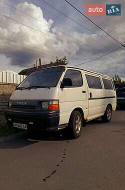 Микровэн Toyota Hiace 1991 в Звягеле