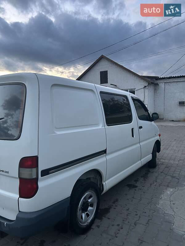 Микровэн Toyota Hiace 2005 в Арцизе фото 5 Микровэн Toyota Hiace 2005 в Арцизе