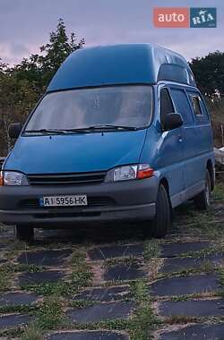 Вантажний фургон Toyota Hiace 1999 в Києві
