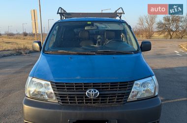 Минивэн Toyota Hiace 2007 в Николаеве