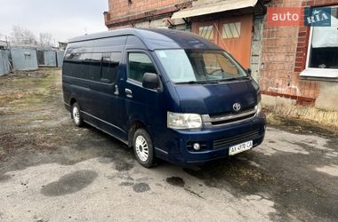 Минивэн Toyota Hiace 2008 в Харькове