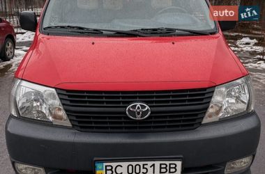 Минивэн Toyota Hiace 2007 в Львове