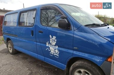 Минивэн Toyota Hiace 2006 в Белгороде-Днестровском