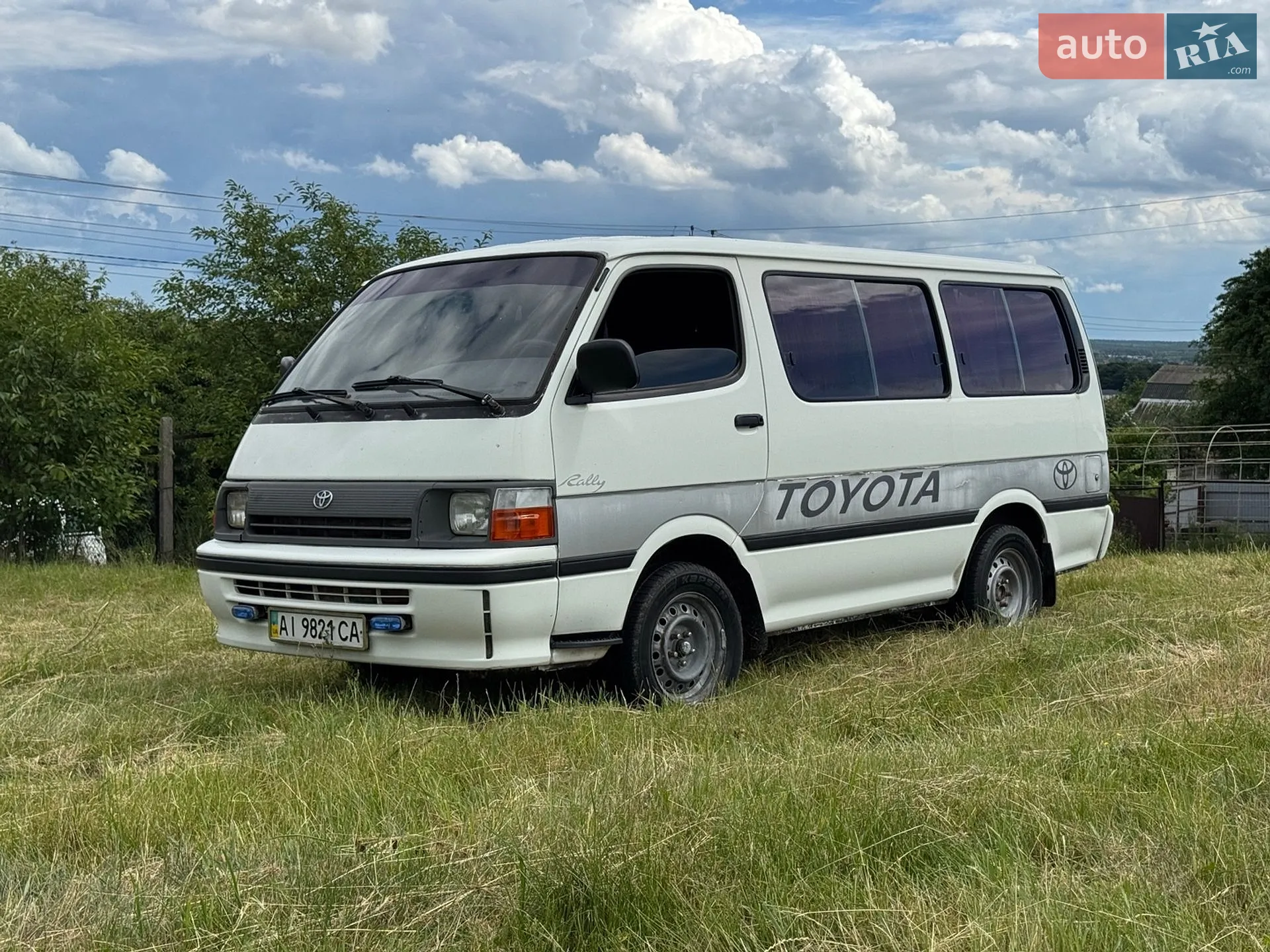 Toyota Hiace 1998 VIN JTB41UHA5W0026579 фото оголошення 2 з 6
