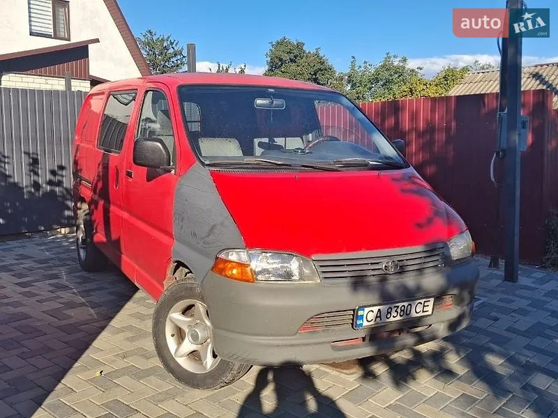 Toyota Hiace 2004