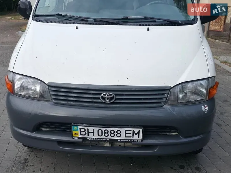 Toyota Hiace 2004