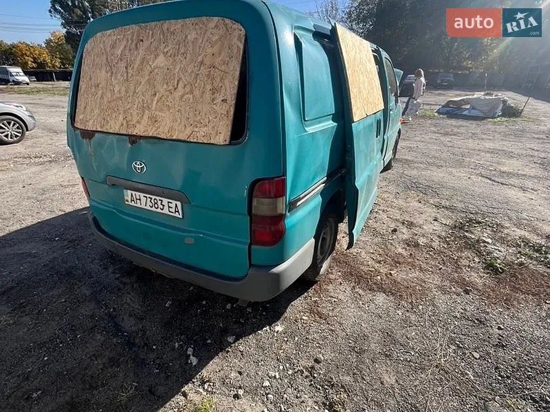 Toyota Hiace