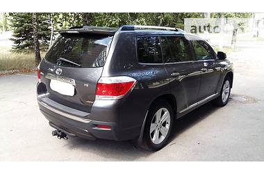 Внедорожник / Кроссовер Toyota Highlander 2013 в Кропивницком