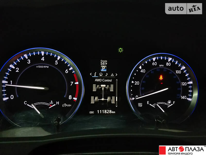 Позашляховик / Кросовер Toyota Highlander 2015 в Чернівцях